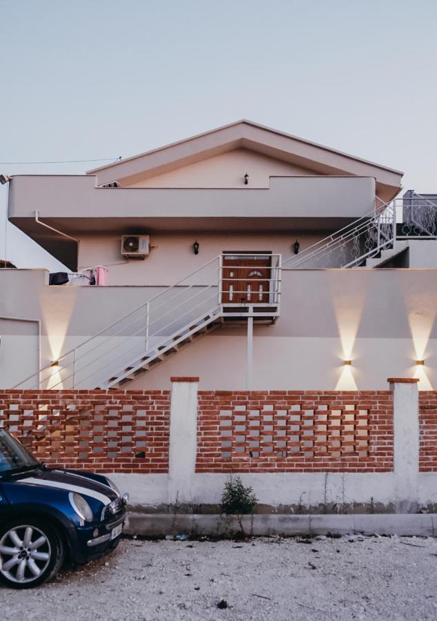 Apartments Mehmeti วญอเรอ ภายนอก รูปภาพ