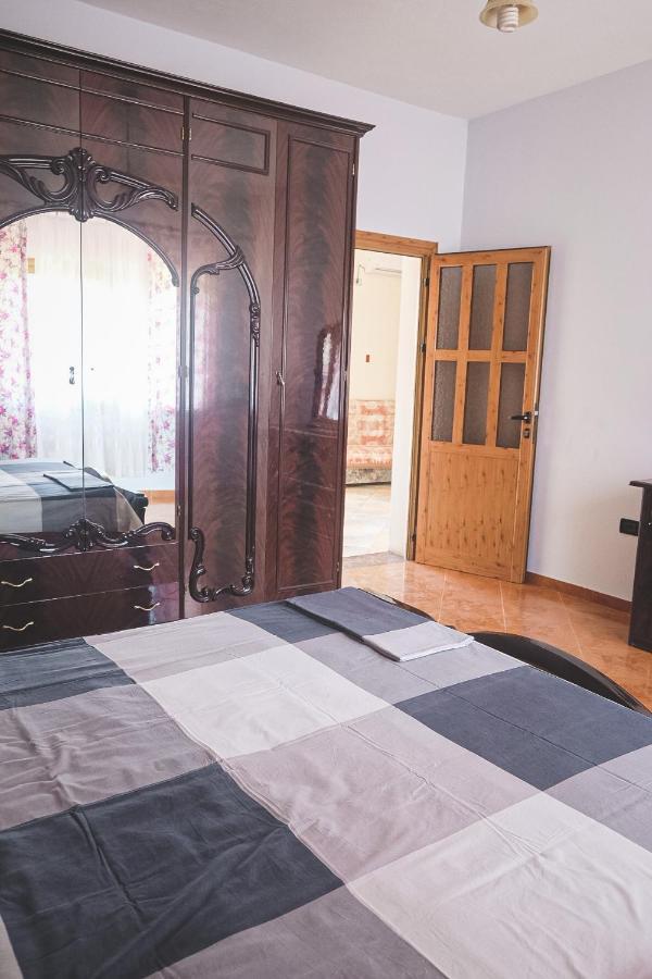Apartments Mehmeti วญอเรอ ภายนอก รูปภาพ